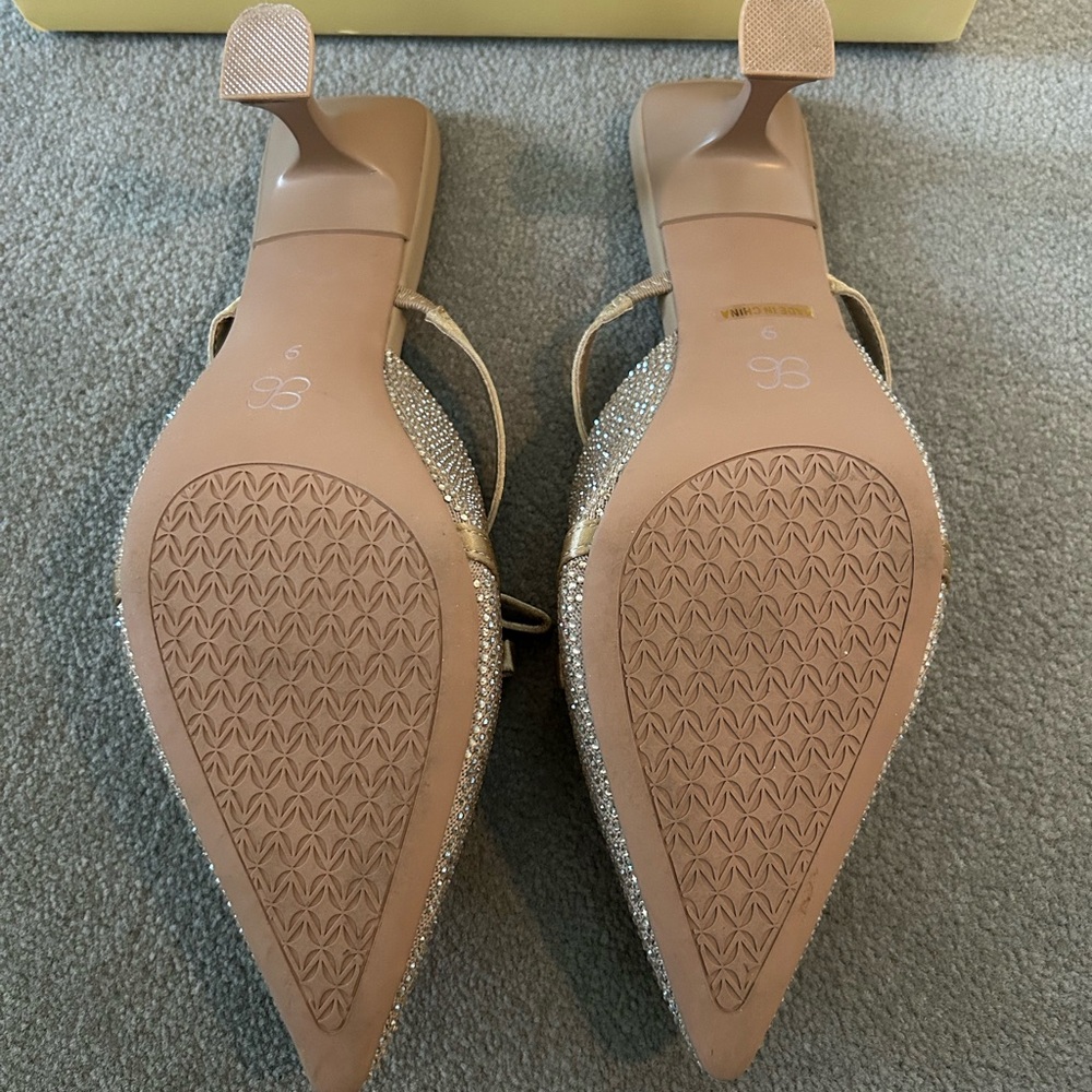 Cosy Island Bowtention Diamond Pointed Toe Heeled Mules - Picture 6 of 11